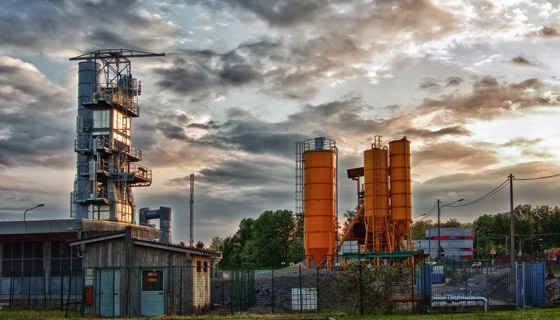 定期開展安全生產(chǎn)風險專項評估，提升企業(yè)本質(zhì)安全水平