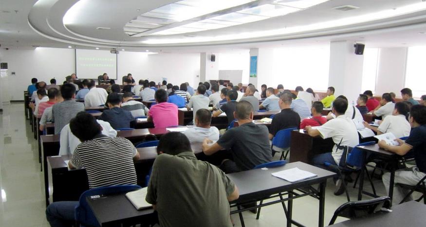 工貿(mào)行業(yè)小微企業(yè)安全標準化創(chuàng)建方法研究