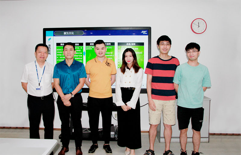 賽為8月員工生日會(huì)，奮斗不止，創(chuàng)新不止！